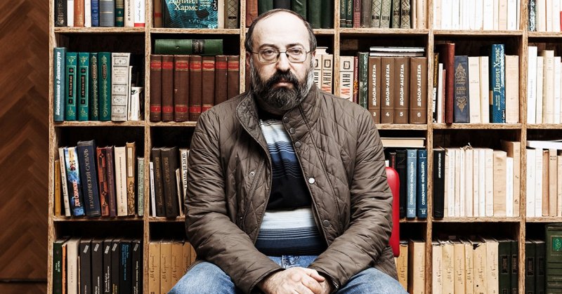 Валерий Шубинский. Фото: издательство «Молодая гвардия»
