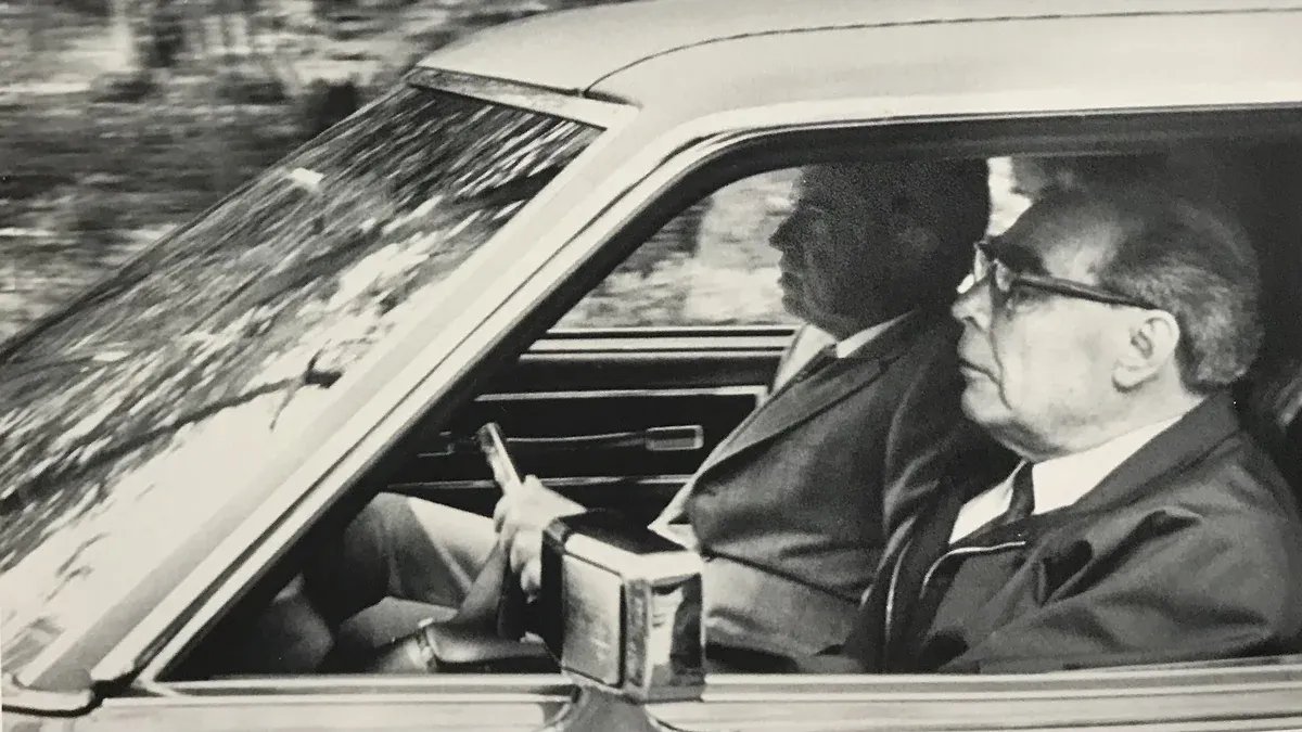 Брежнев за рулем Lincoln Continental, Никсон — на пассажирском сиденье Фото: Владимир Мусаэльян