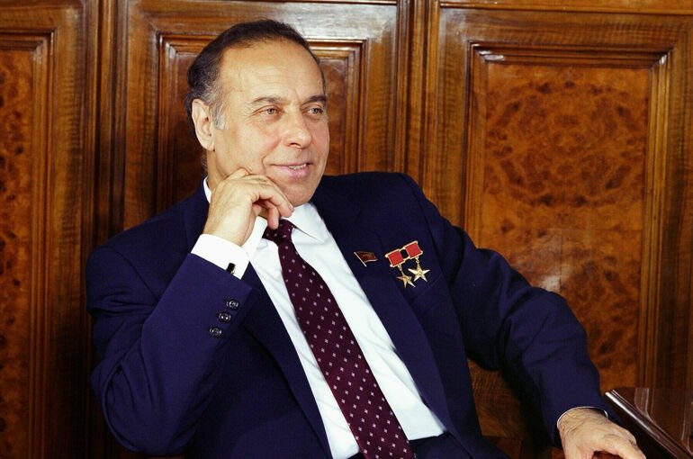 Гейдар Алиев. Фото: Владимир Мусаэльян / Фотохроника ТАСС