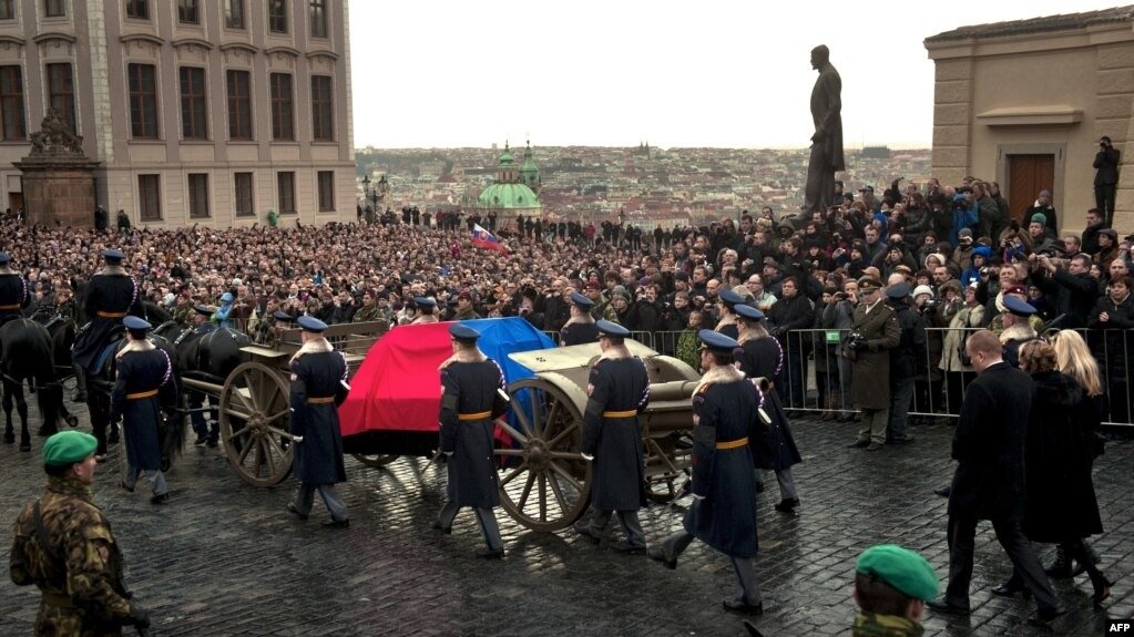 Прощание с Вацлавом Гавелом. Фото: AFP